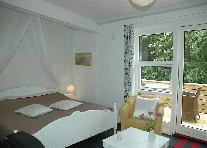 Bromolle אורחן 3*